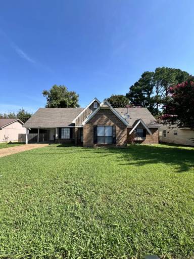 Main picture of 6342 Midsummer Way