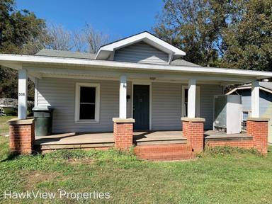 Main picture of 518 S Main St