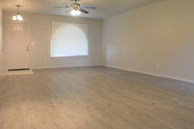 Main picture of 10904 N Florida Ave