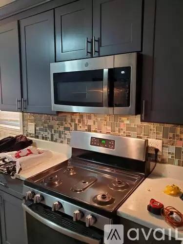 Main picture of 6304 W Diversey Ave