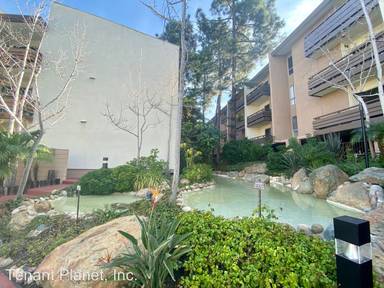 Main picture of 1615 Hotel Cir S