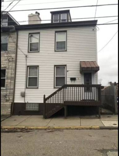 Main picture of 3459 Denny St