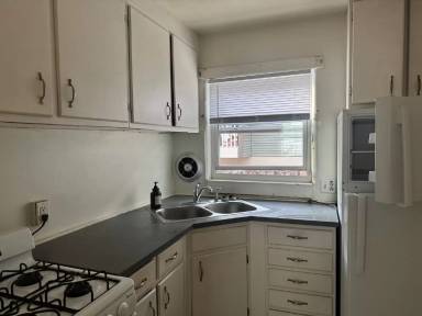 Main picture of 101 N Busey Ave