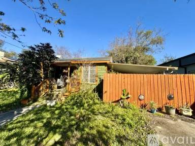 Main picture of 1211 Warwick Pl