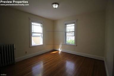 Main picture of 22 Elmira St