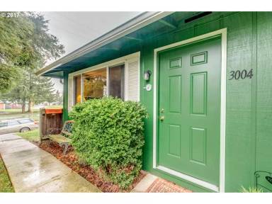 Main picture of 3004 R St