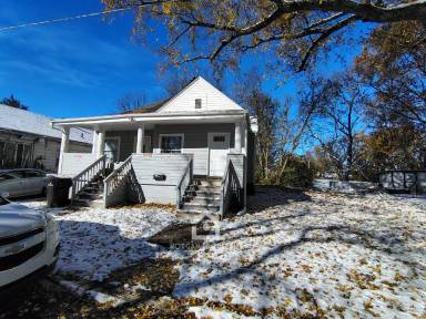 Main picture of 1140 Manor Ct