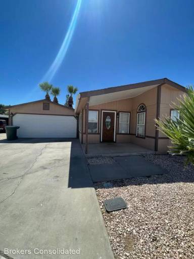 Main picture of 333 Lisa Ln