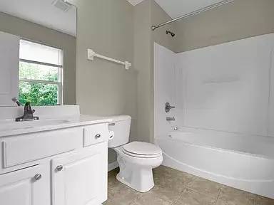 Main picture of 1153 Park Dr