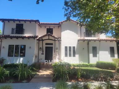 Main picture of 1670 Newport Ave