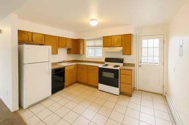 Main picture of 321 Bonnie Ct