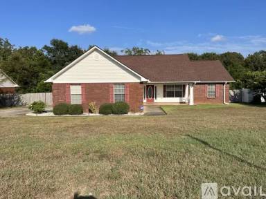 Main picture of 206 Legacy Dr