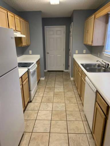 Main picture of 1223 N Heritage Ave