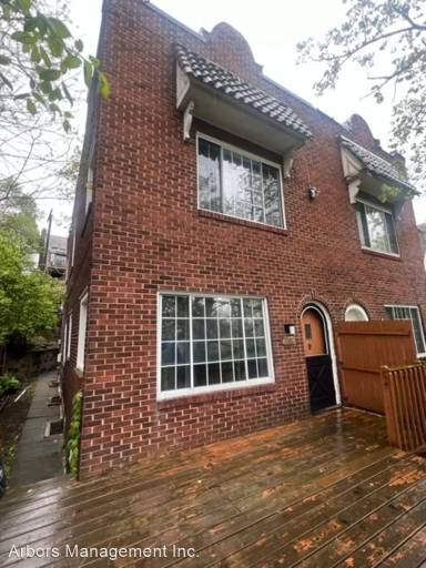Main picture of 3006 Marshall Rd
