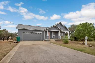 Main picture of 1302 Whitetail Rd