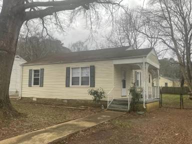 Main picture of 4185 Powell Ave