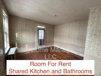 Main picture of 927 E King St