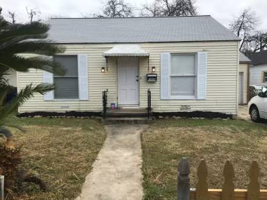 Main picture of 1926 Schley Ave