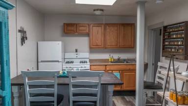 Main picture of 137 W Tomichi Ave