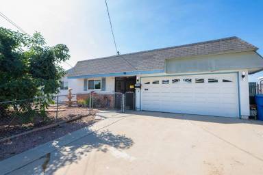 Main picture of 982 Monserate Ave
