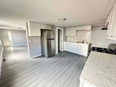 Main picture of 9 Patten Ct