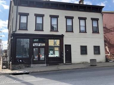 Main picture of 701-703 Pike St Apartments