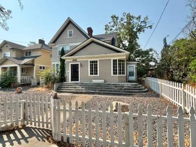 Main picture of 1635 W Pacific Ave
