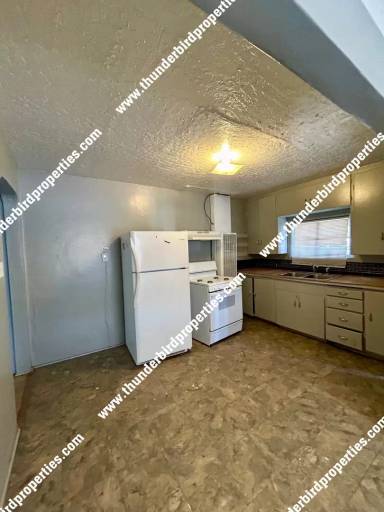 Main picture of 1411 Hazeldine Ave SE