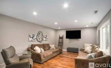 Main picture of 4303 Jerry Gilbert Cir