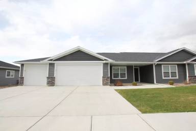 Main picture of 301 Choteau Ave NE