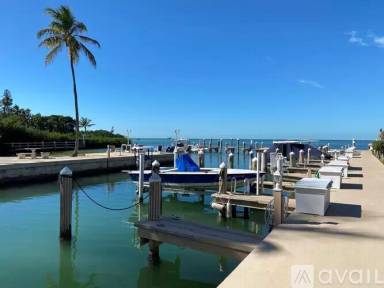 Main picture of 94220 Overseas Hwy