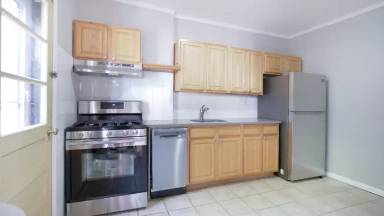 Main picture of 47 65th St