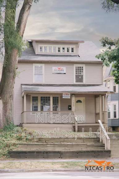 Main picture of 1606 N 4th St