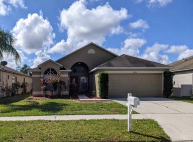 Main picture of 30826 Midtown Ct