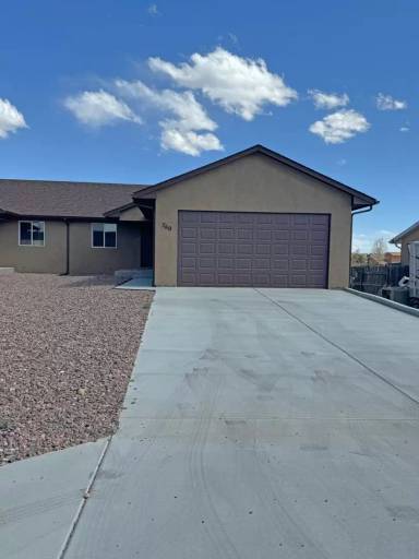 Main picture of 760 S Watermelon Dr