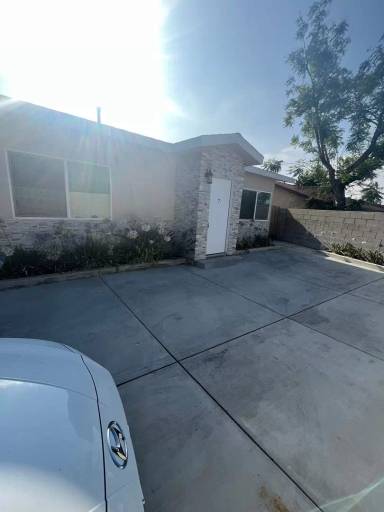 Main picture of 1424 Encino Ave