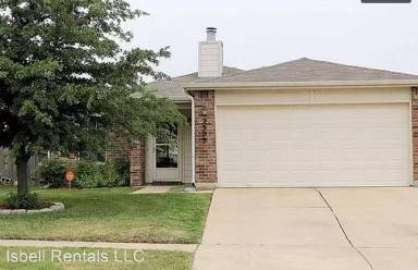 Main picture of 2303 Price Dr