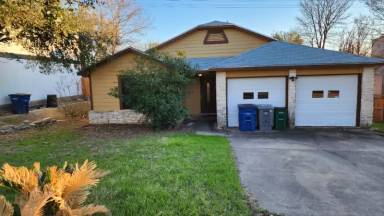 Main picture of 915 Pyegrave Pl