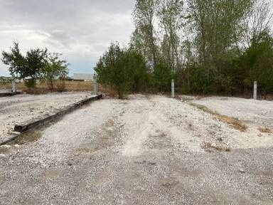 Main picture of 12400 Cleburne Hwy