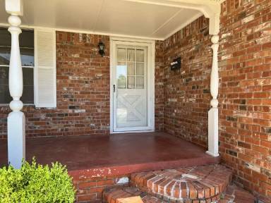 Main picture of 2507 NW 44th St