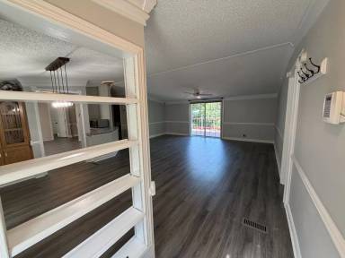 Main picture of 207 Big Tree Dr