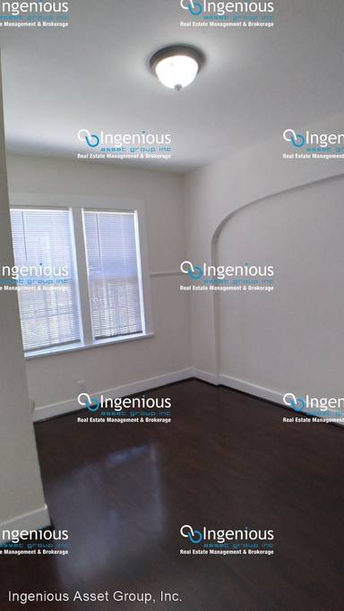 Main picture of 1116 W 58th Pl