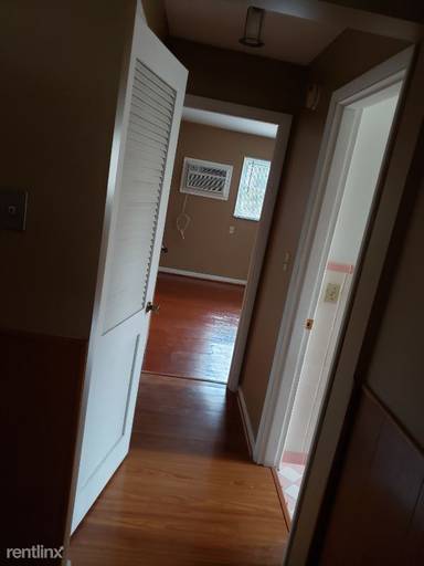 Main picture of 6237 Benneville St