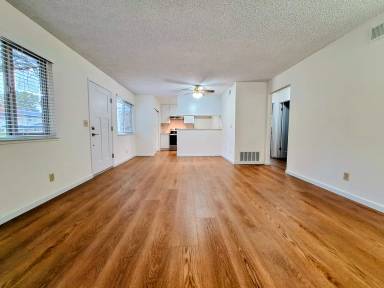 Main picture of 265 Gomes Ct