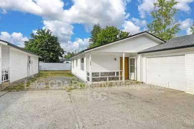 Main picture of 1423 E Randle Ave