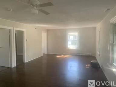 Main picture of 55 W Carpenter St
