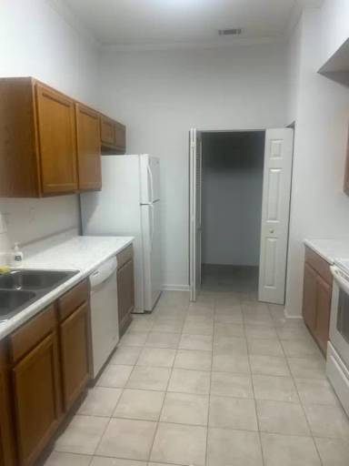 Main picture of 6087 Maggies Cir