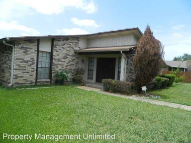 Main picture of 7634 Ashcrest Ln