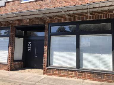 Main picture of 2201 Price St