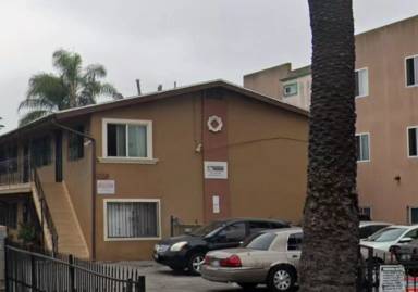 Main picture of 7716 S Figueroa St